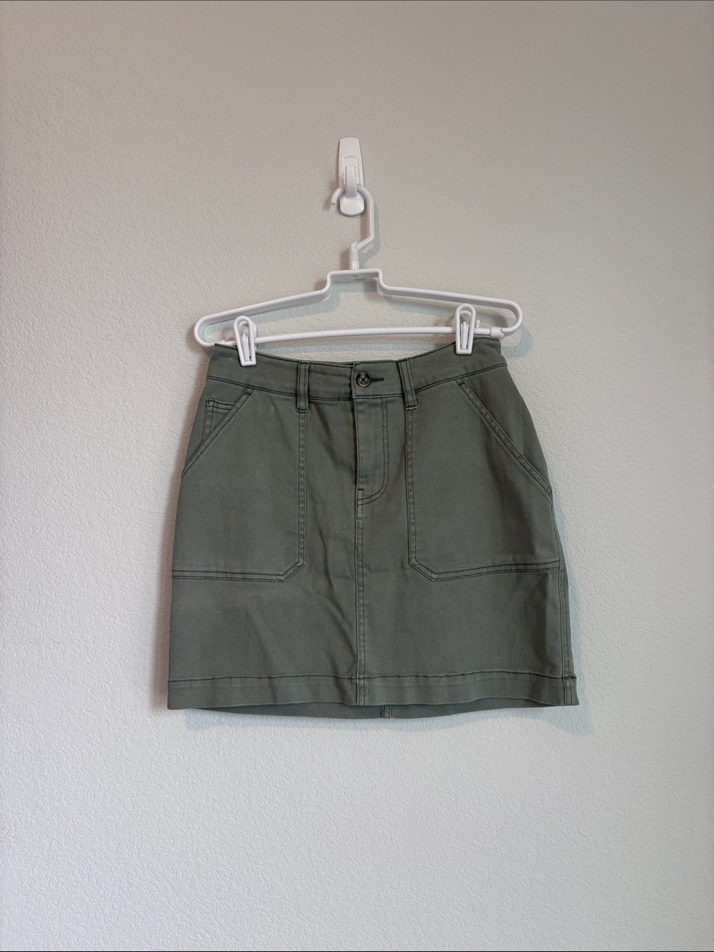 Faherty Olive Green Organic Cotton Mini Skirt Small